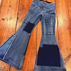 Athena Marie Patchwork Boho Flare Jean - Jeggings
70s style Rare Sixe Medium